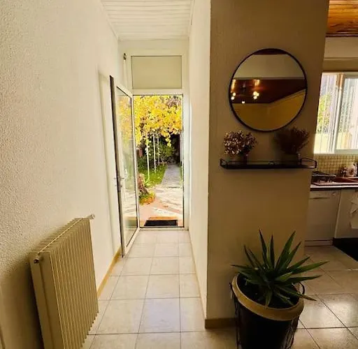 Vakantiehuis Maison Centre Avec Jardin *